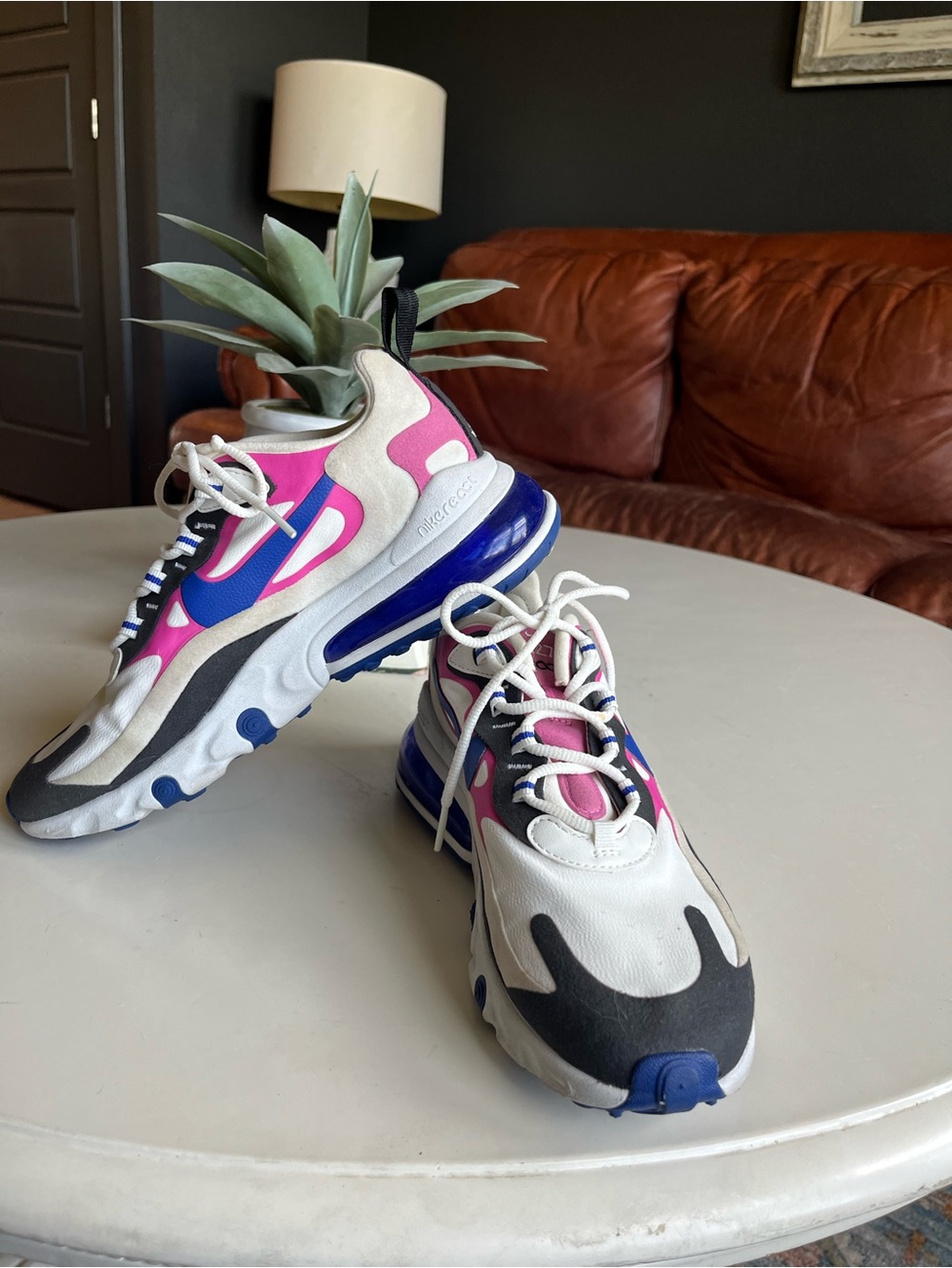 Nike Air Max 270 React 💫 White Pink & Blue Sz 7